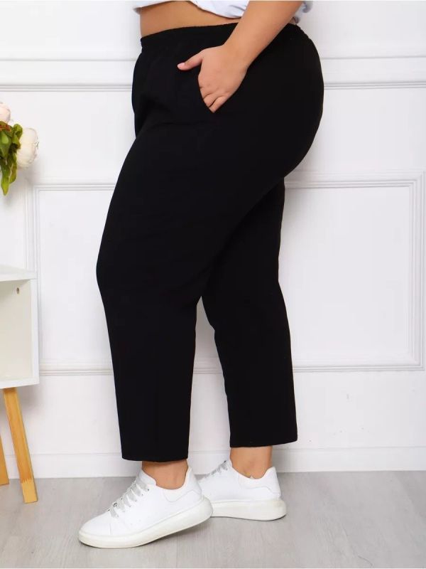 Knitted trousers Tionna (black) from